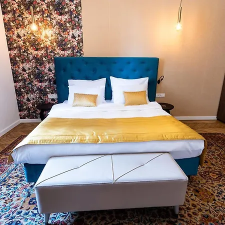 Luxury / Josip Vancas Daire *